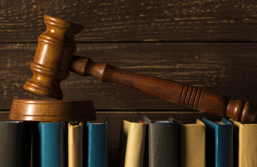 Direito Penal: o que fazer ao receber uma intimação criminal?